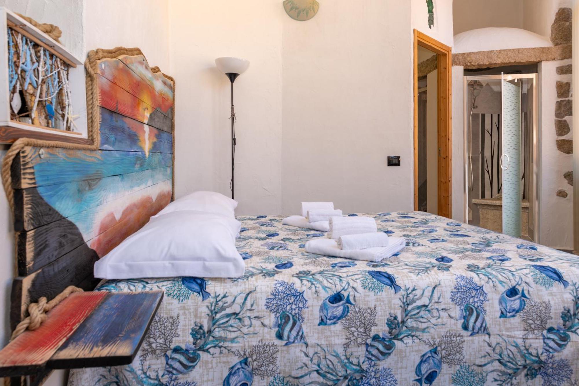 La Casa Di Dario Hotel La Maddalena  Exterior photo